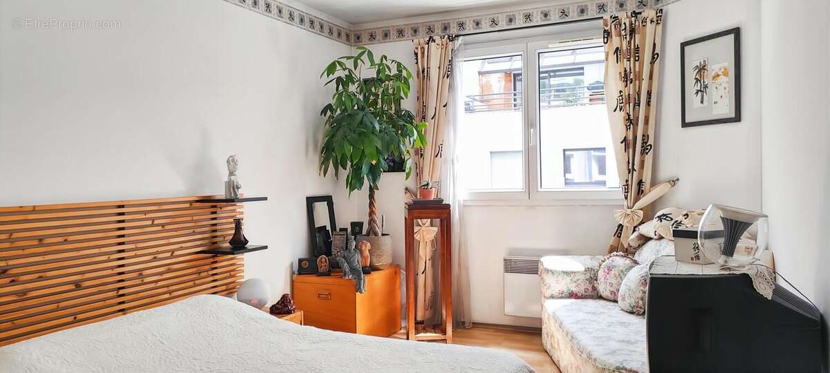 Appartement à SURESNES