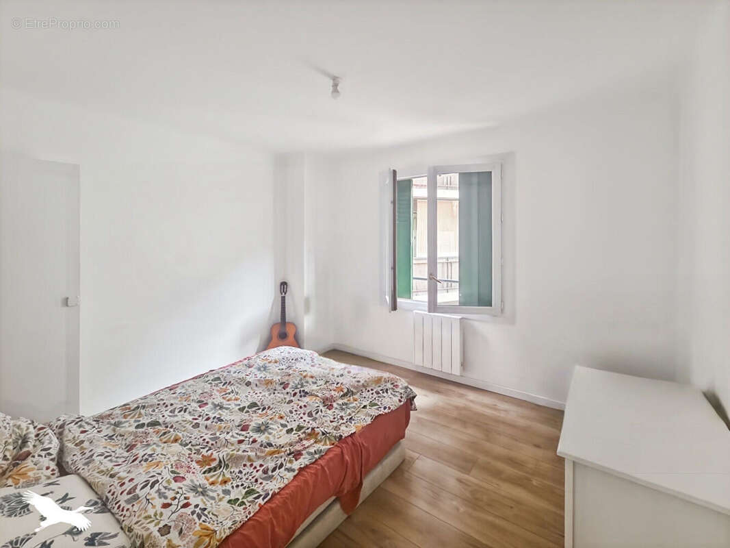 Appartement à MARSEILLE-6E
