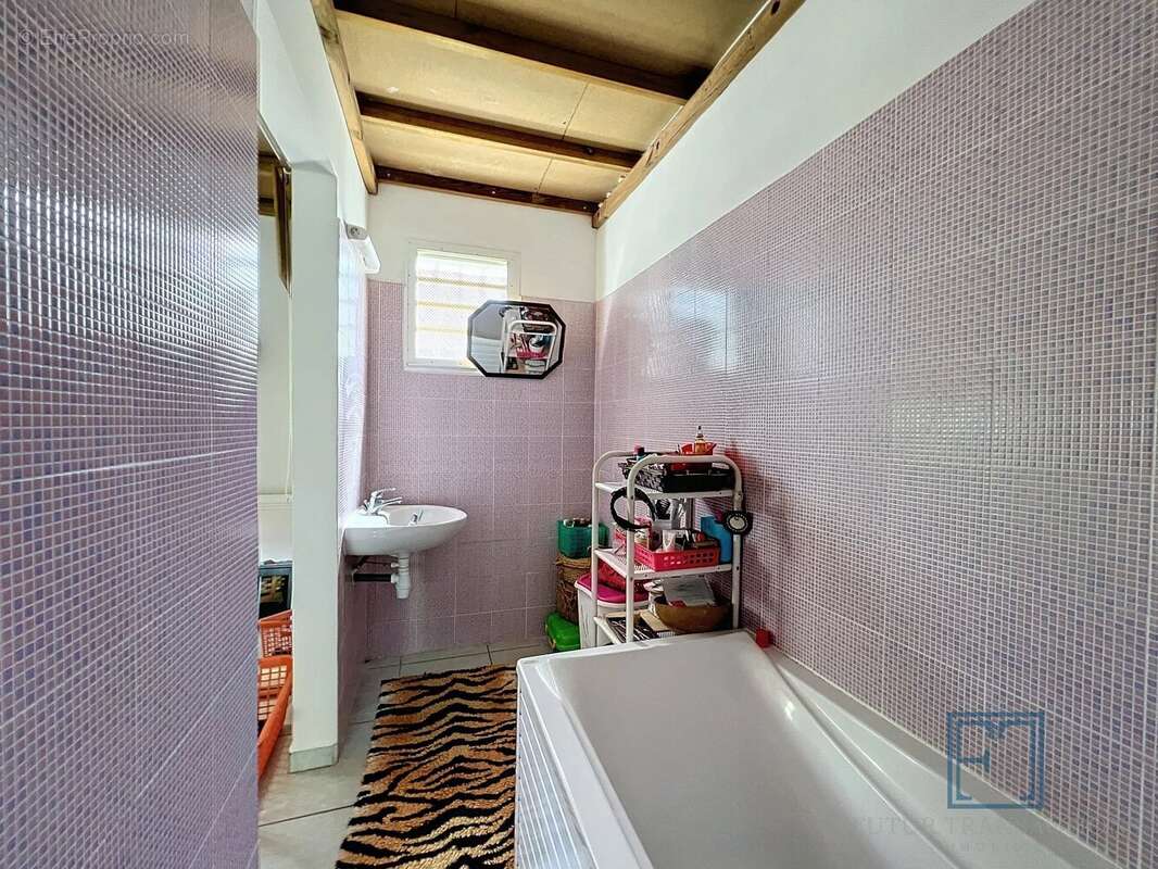 Maison à SAINTE-ANNE