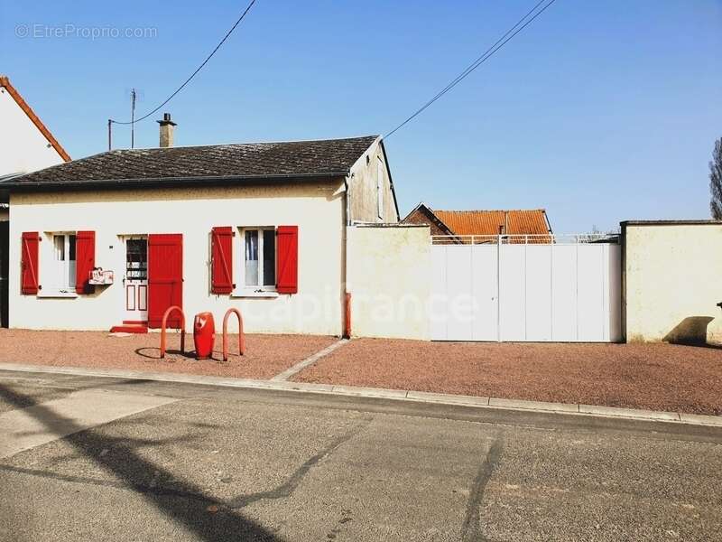 maison de plain-pied 3 pièces traditionnelle de campagne 80 - photo 5