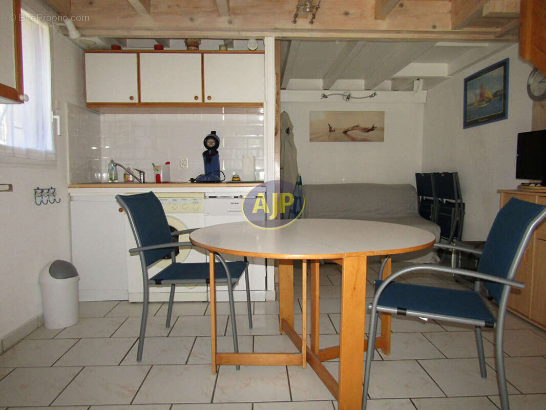 Maison à LACANAU