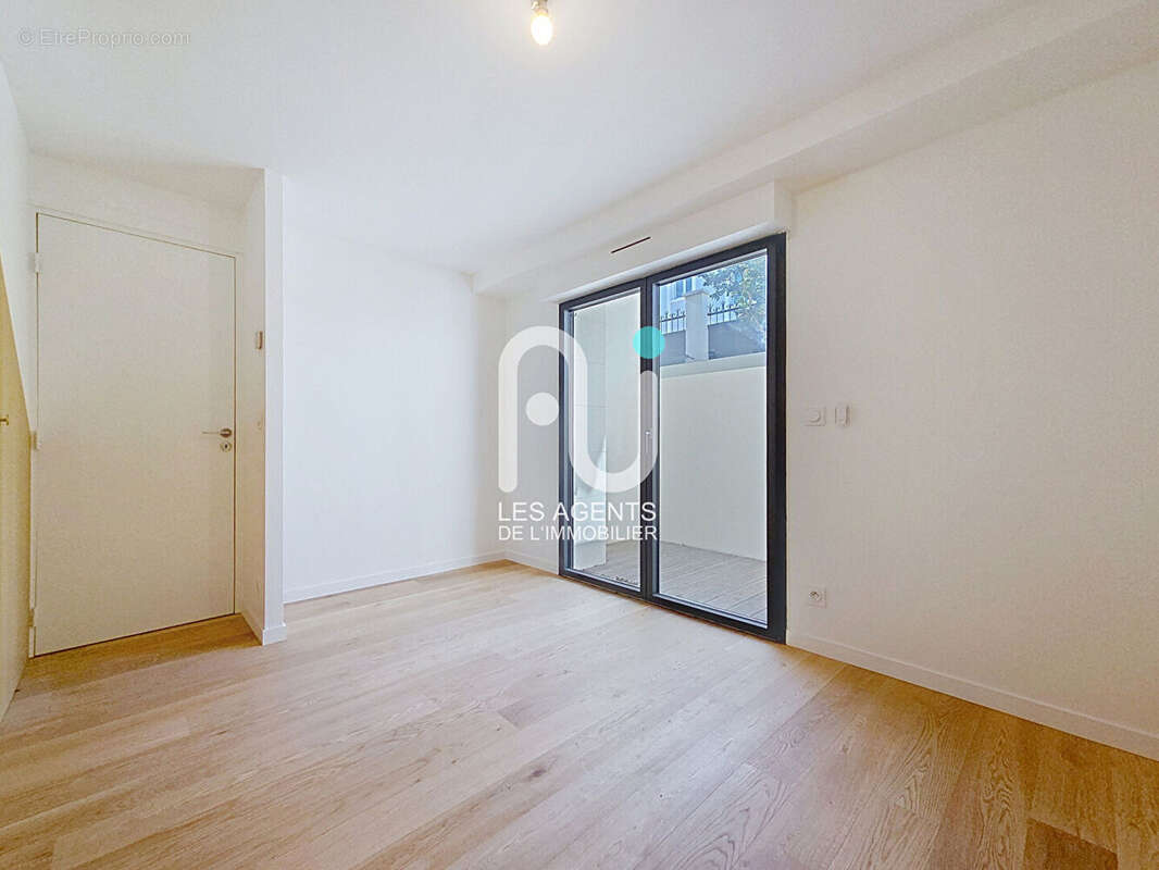 Maison à ASNIERES-SUR-SEINE