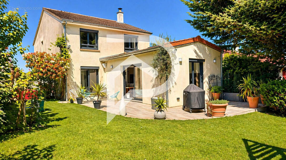 Maison à LE PORT-MARLY