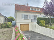 Maison à NEUFCHATEL-EN-BRAY