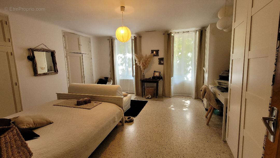 Maison à JONQUIERES