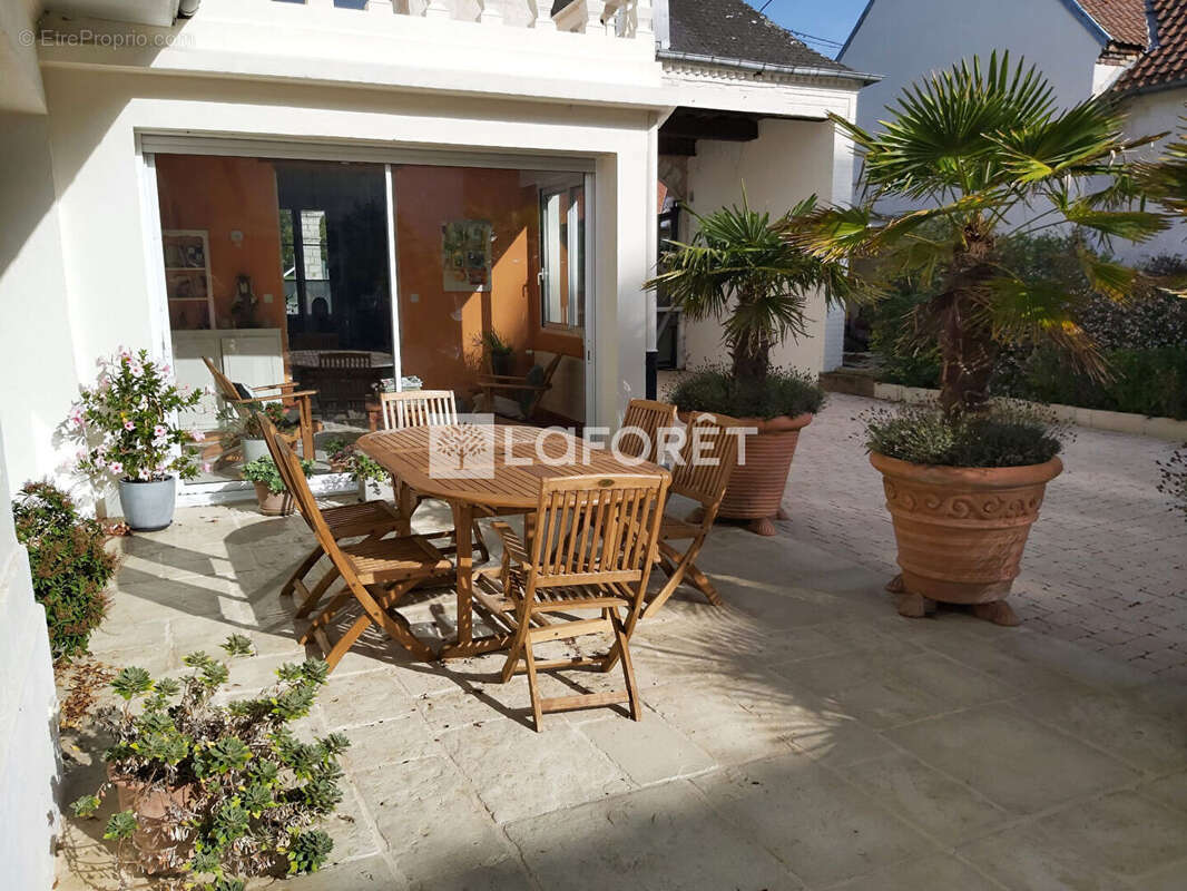 Maison à LATTRE-SAINT-QUENTIN