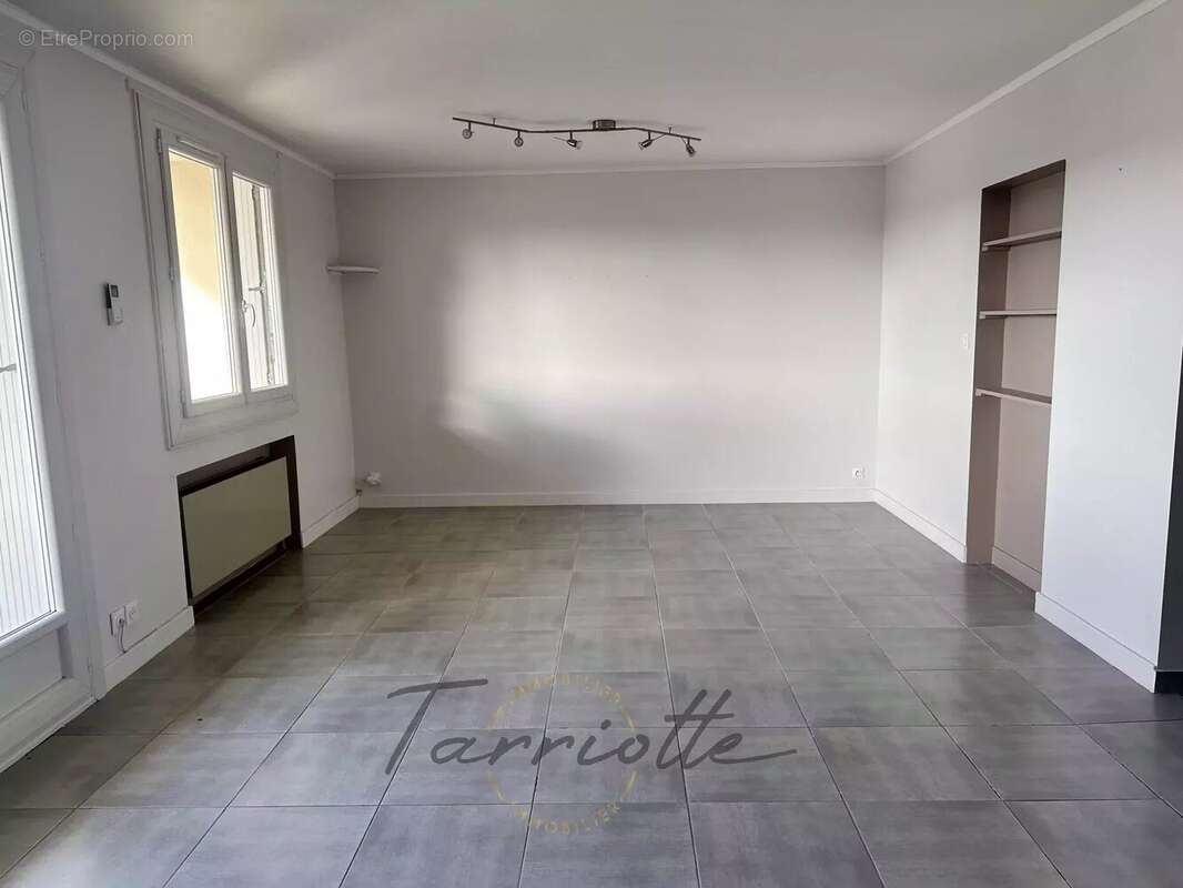 Appartement à MONTELIMAR