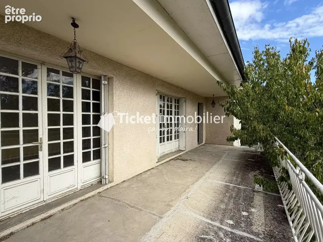 Appartement 61m2 pibrac centre, 1er étage, terrasse couverte de 32m2, jardin privatif d'environ 130m2, combles de 35m2, à rénove - photo 6