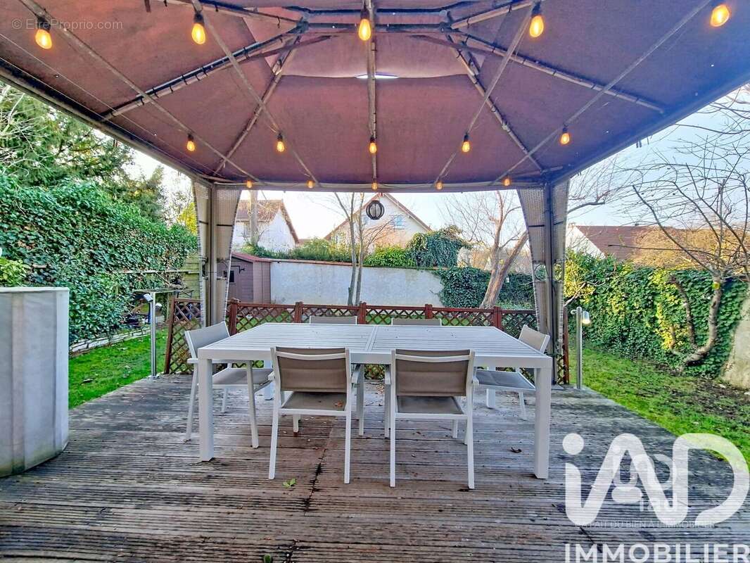 Photo 4 - Maison à RIS-ORANGIS