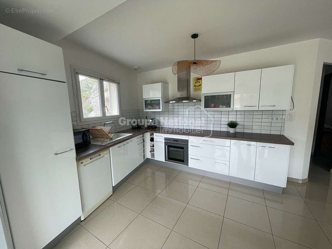 Appartement à CARRY-LE-ROUET