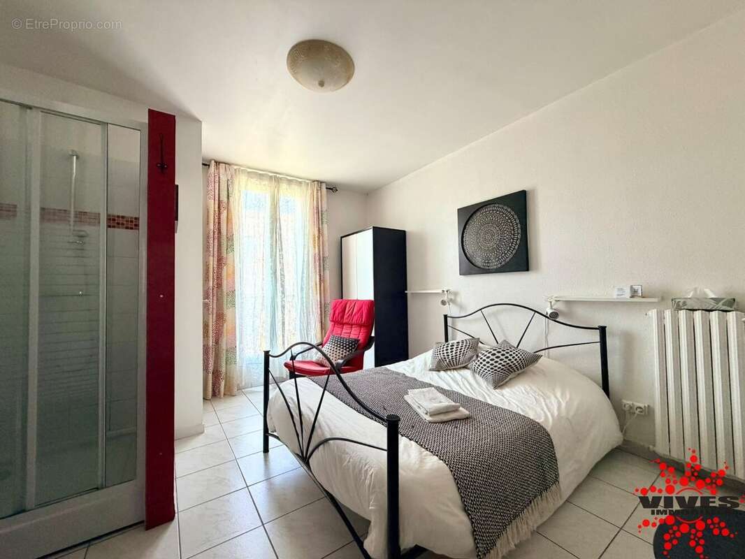 Superbe maison familiale  226 m² et 8 chambres au cur de Servian - photo 5
