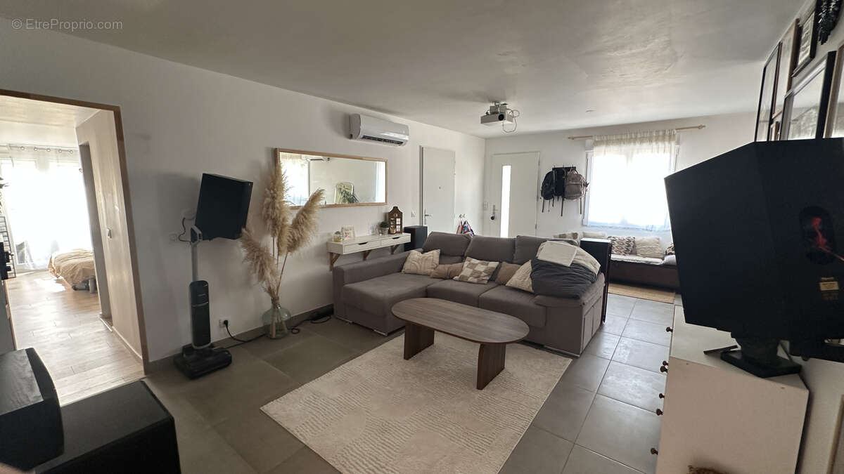 Villa F4 de 105m2 hab, garage, sur 518m2 de terrain à Saturargues - photo 11
