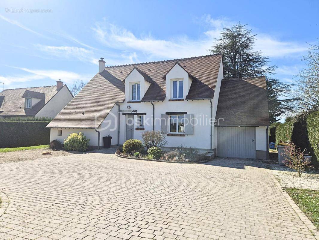 Maison à CHECY