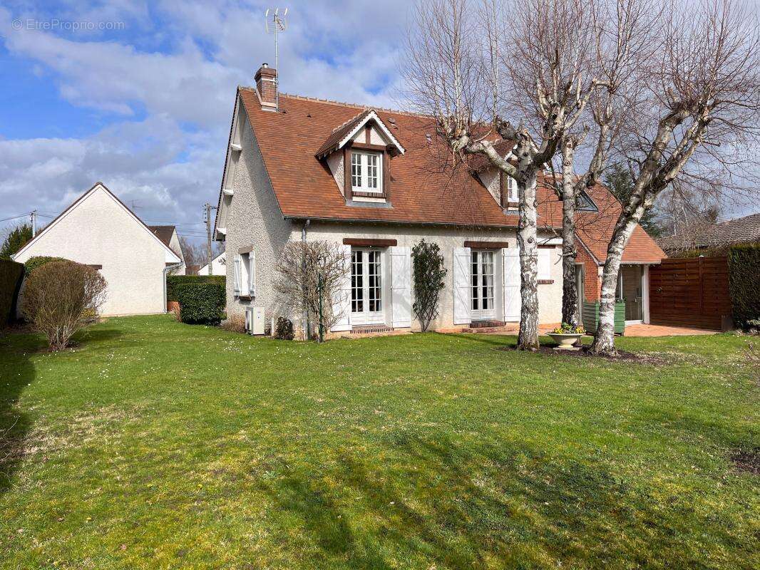 Maison à SAINT-DENIS-EN-VAL