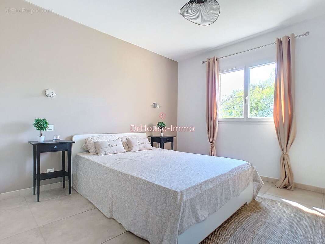 Maison à ROQUEVAIRE