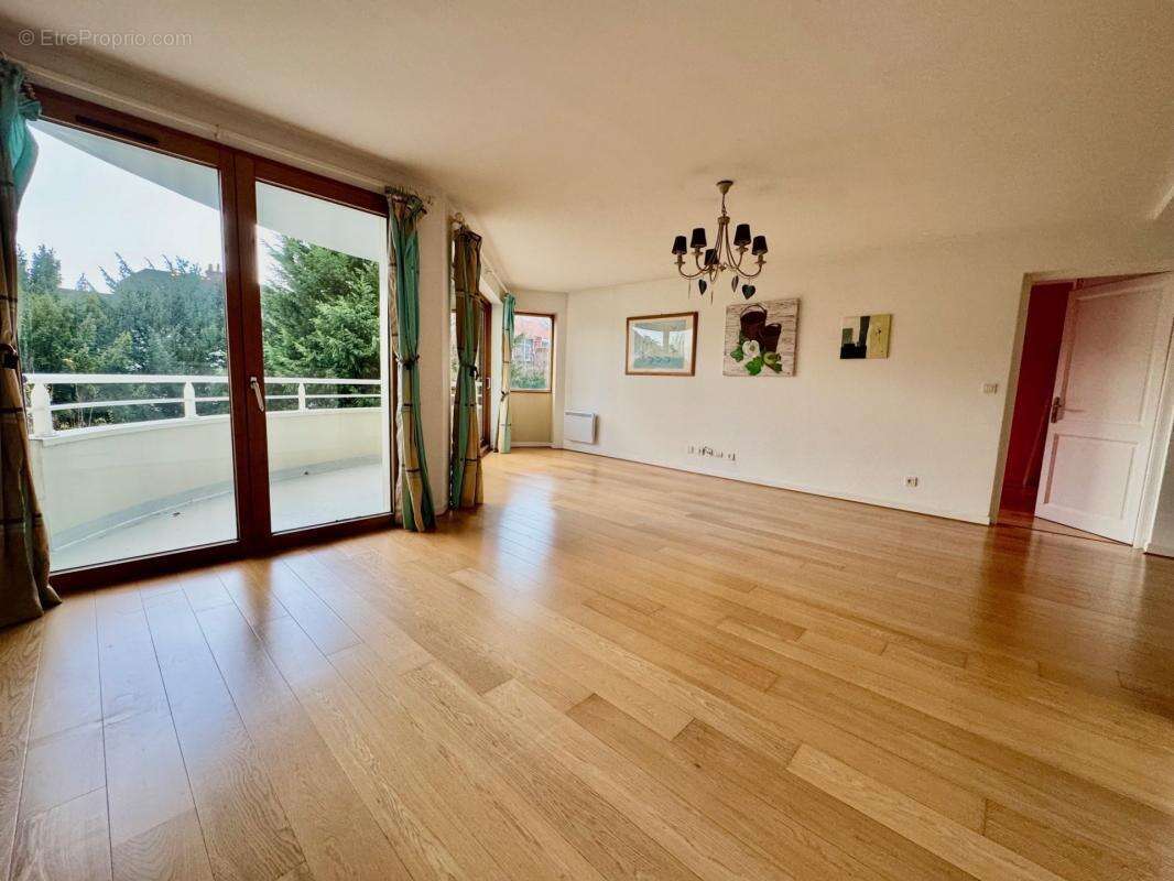 Appartement à CROIX