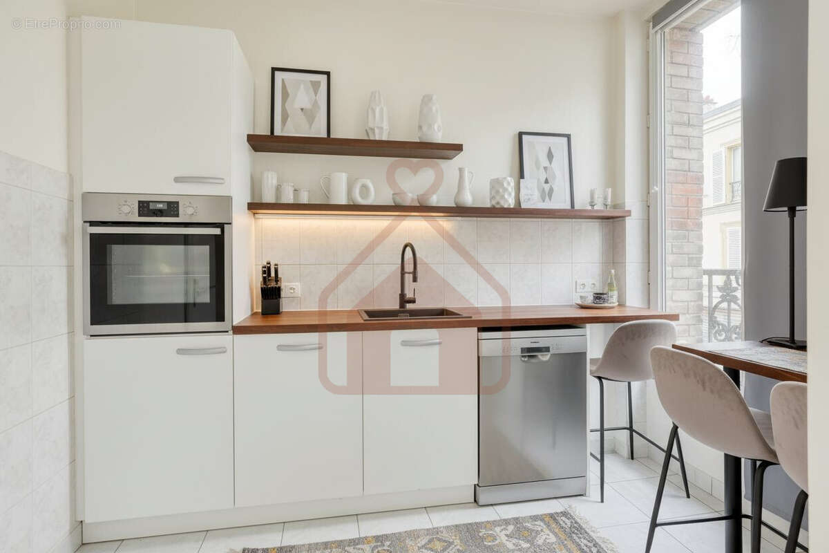 Appartement à IVRY-SUR-SEINE