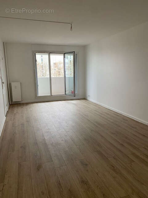 Appartement à GENNEVILLIERS