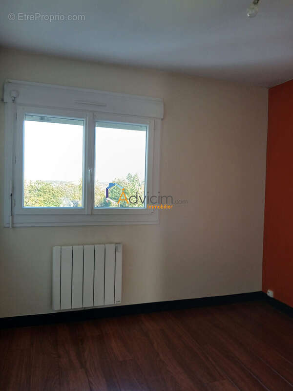 Appartement 79 m² à Orleans  - photo 7