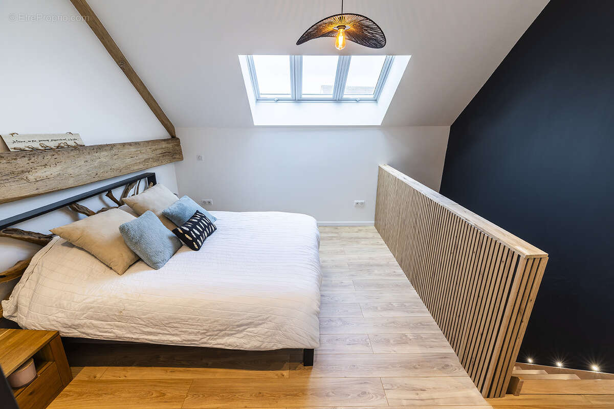 Maison à BRIIS-SOUS-FORGES