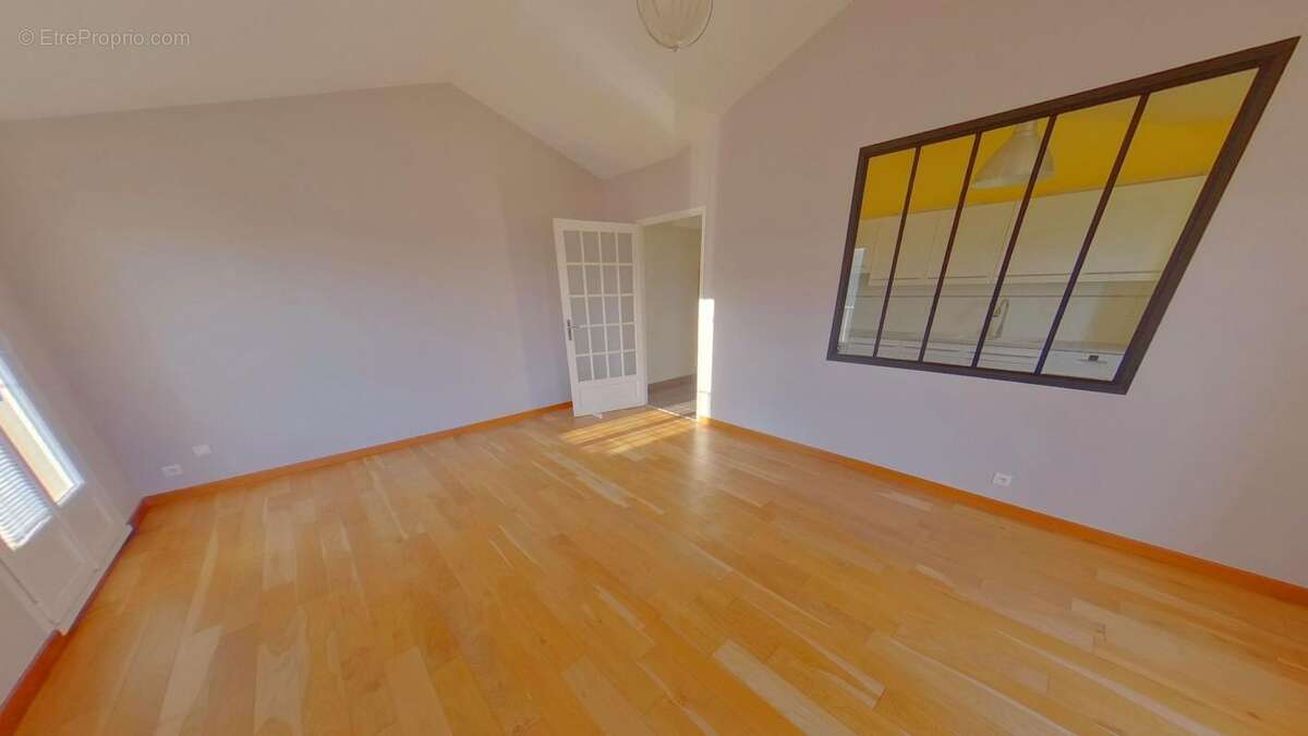 Appartement à HAUTVILLERS