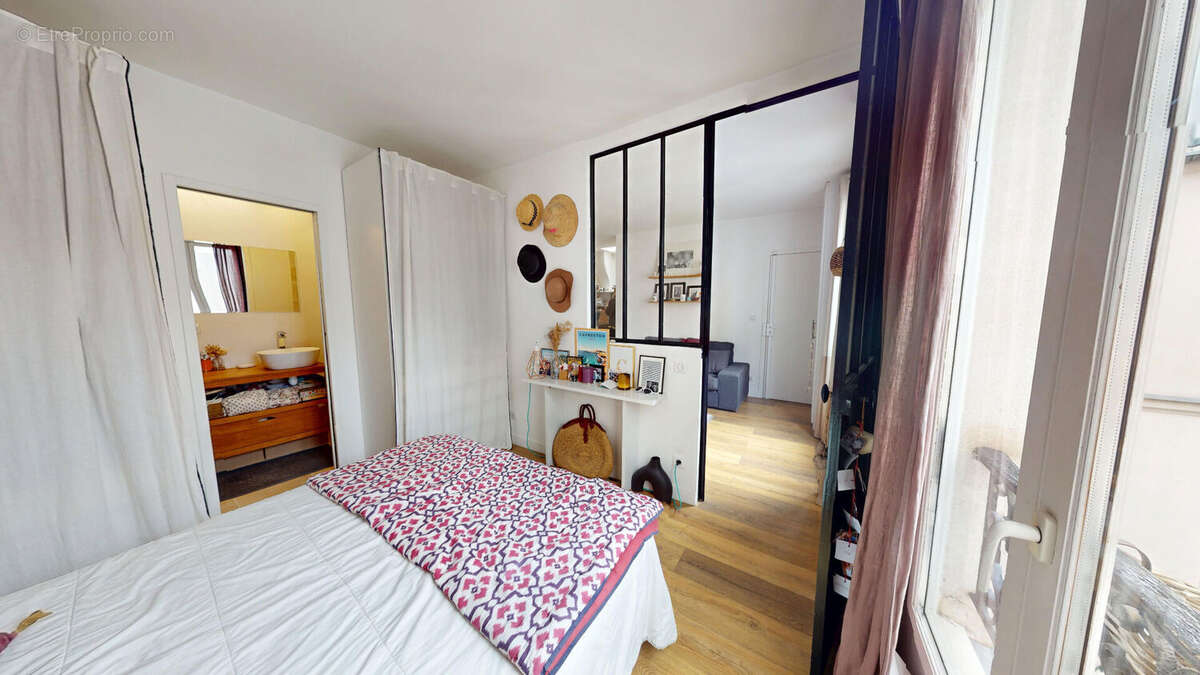 Appartement à PARIS-11E