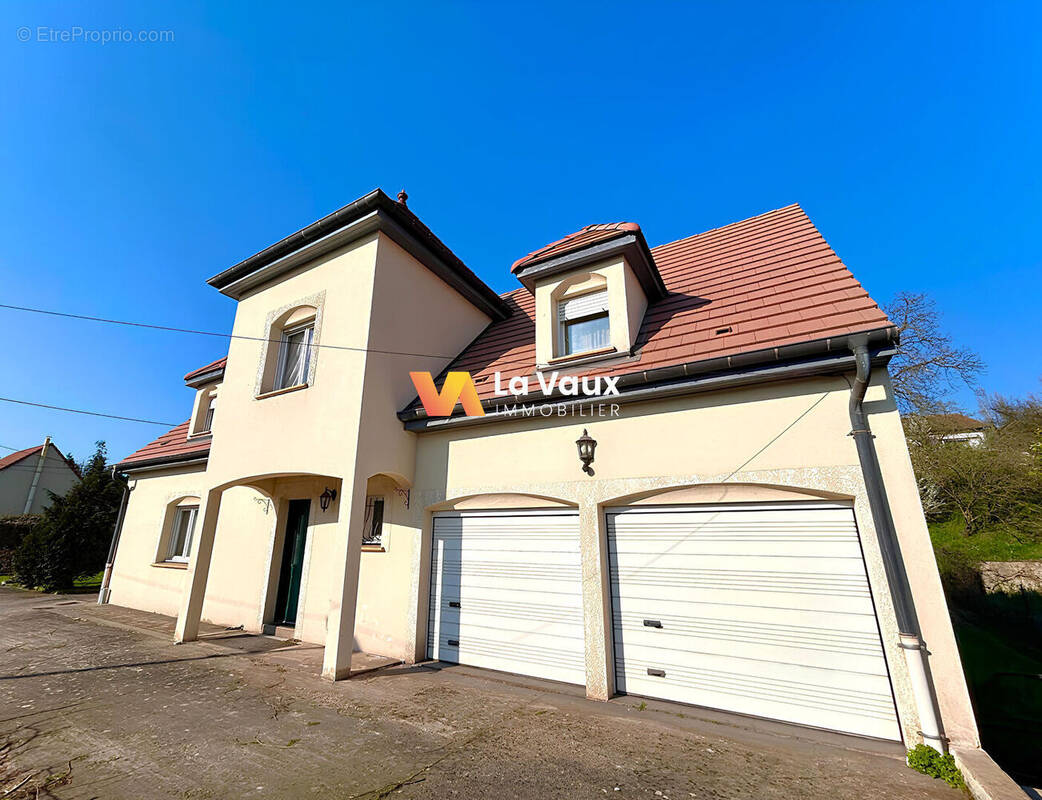 Maison à NEUVES-MAISONS