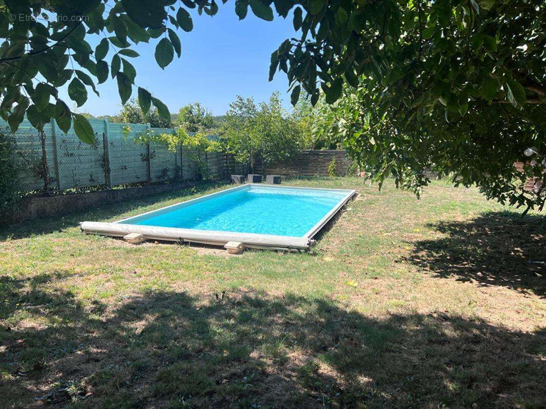Maison avec piscine entre Barjac et Saint-Ambroix - photo 2