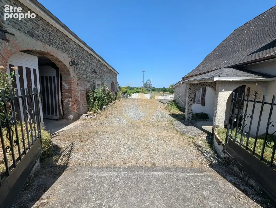 Maison 4 pièces 120 m² à vendre à Bougarber (64230) - photo 2