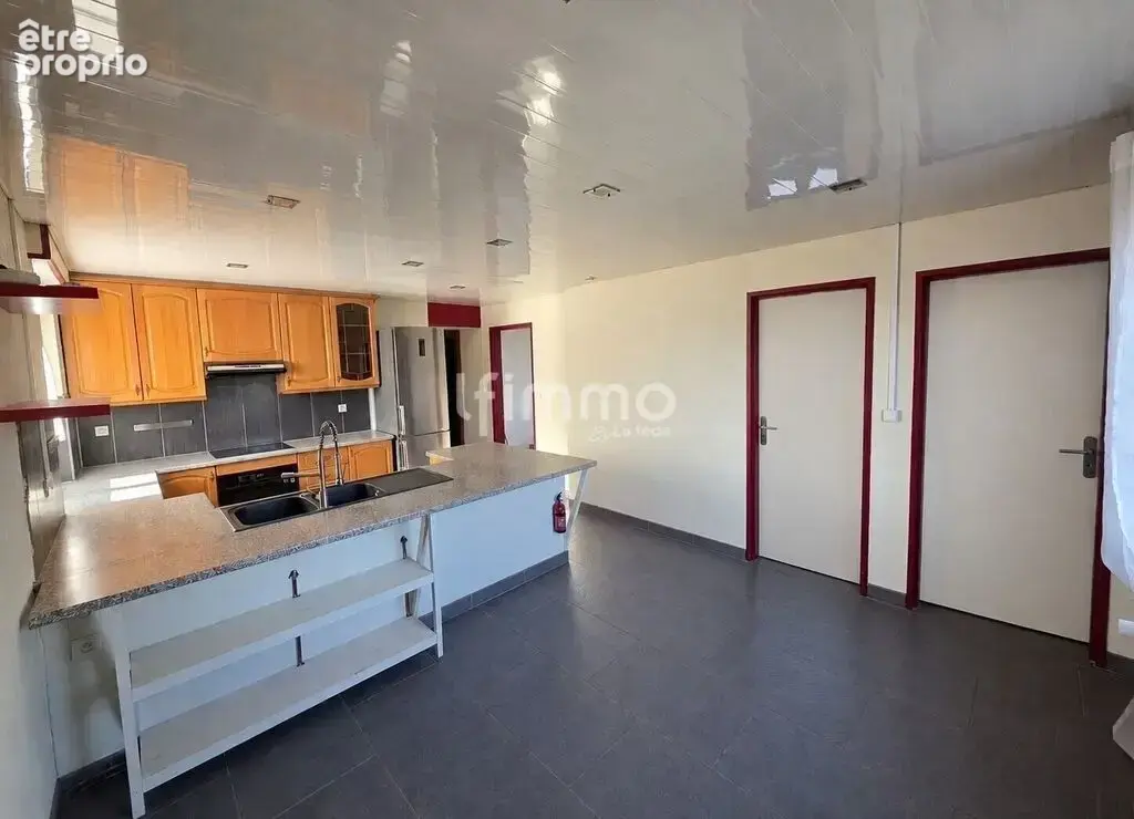 Grand duplex familial de 143 m² avec 2 garages et jardin privati - photo 3