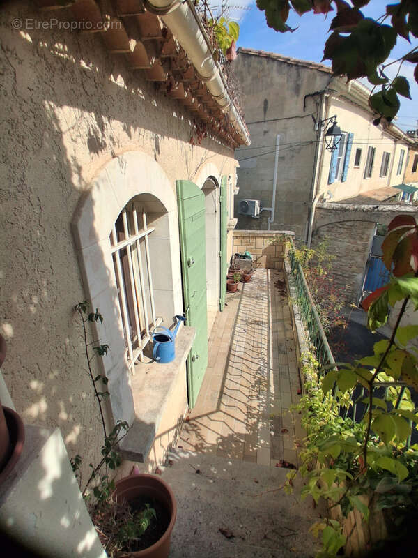 Maison à FONTVIEILLE