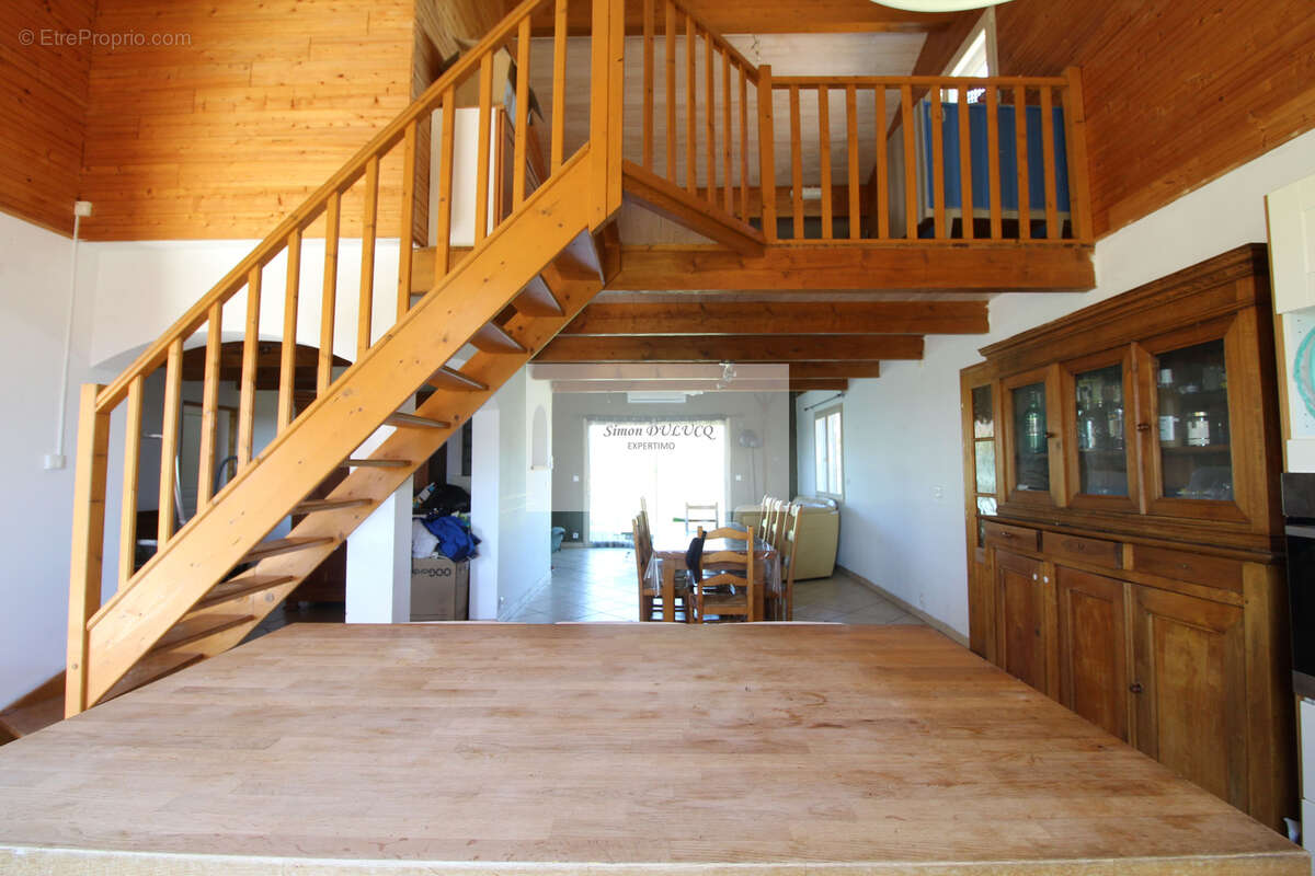 Maison type 6 de 142 m2 avec terrain de 986 m2 - photo 3