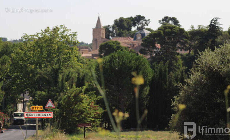 Terrain à MARCORIGNAN