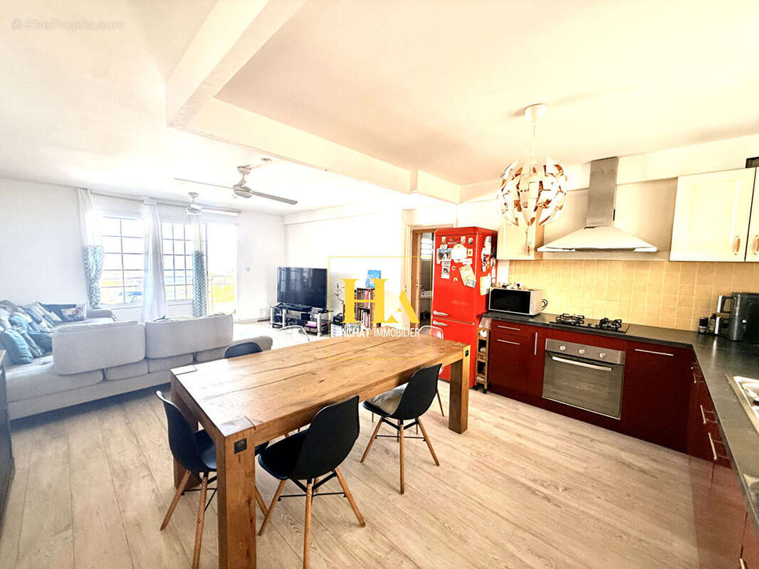 Appartement F3 avec vue mer , 69 m² , Le Tampon - photo 4