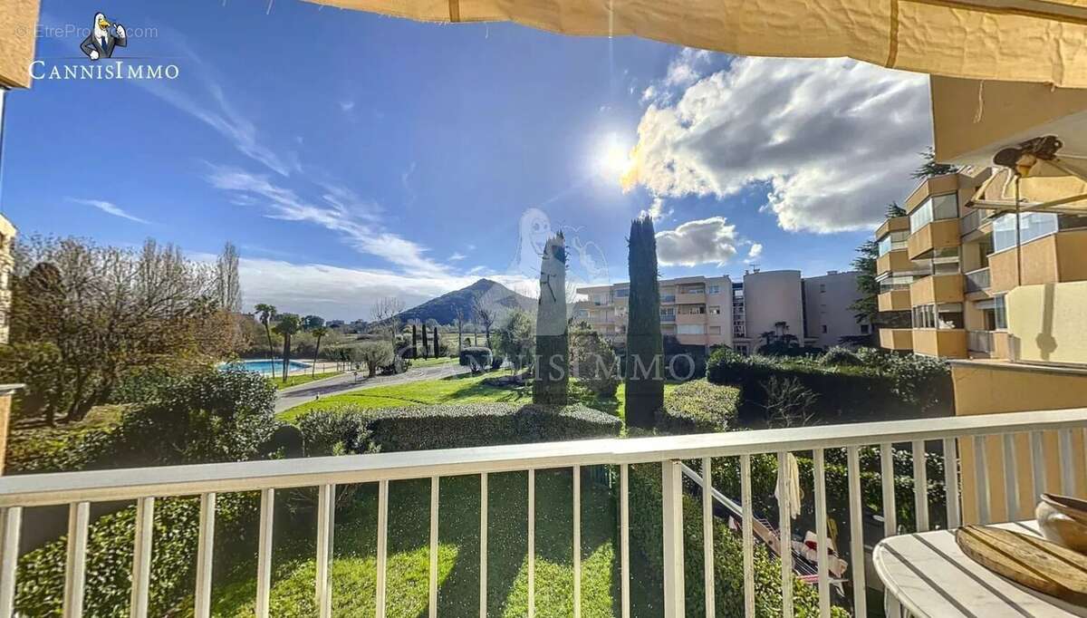 Appartement à MANDELIEU-LA-NAPOULE