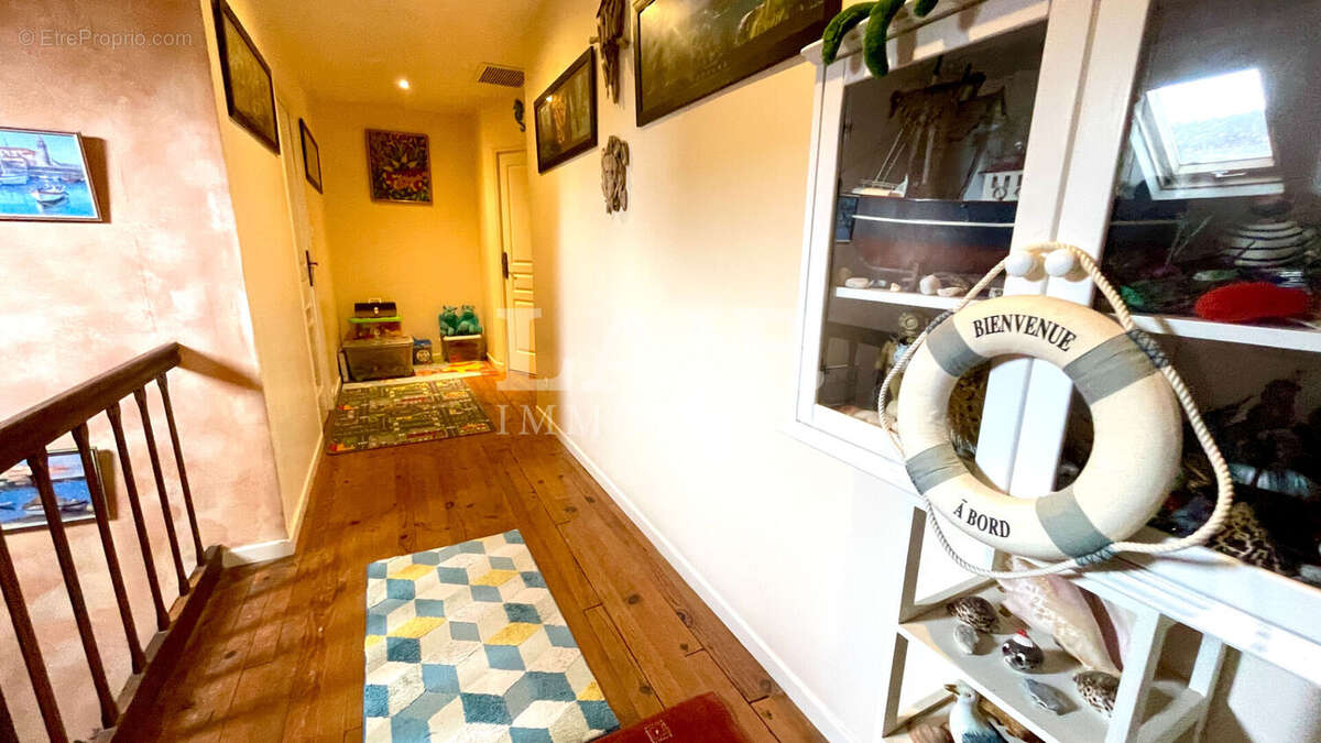 Maison à FRESNAY-SUR-SARTHE