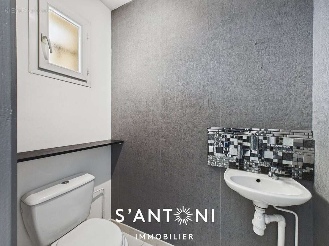 Maison à LIGNAN-SUR-ORB