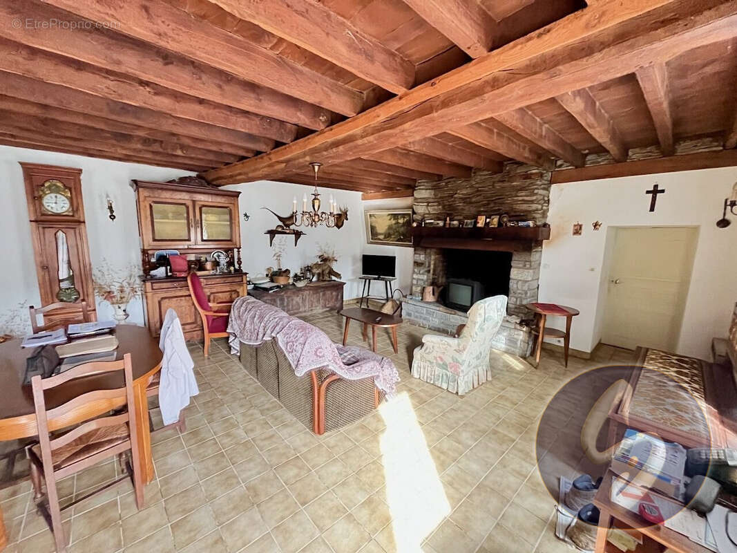 Maison à SAINT-NICOLAS-DU-TERTRE