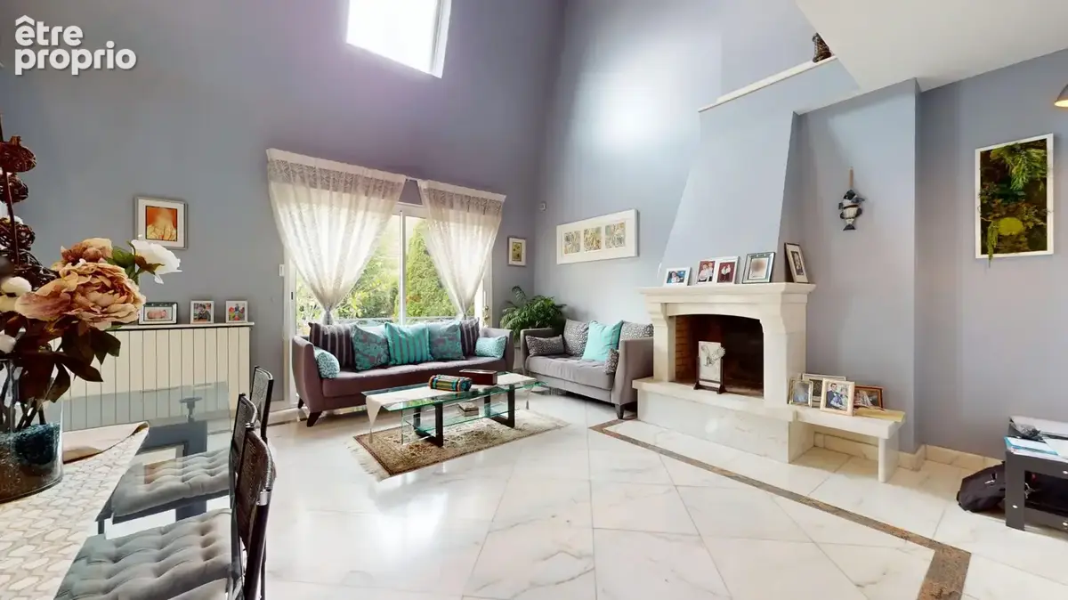 Maison 7 pièces 155 m² à vendre à Ormesson-Sur-Marne (94490) - photo 2