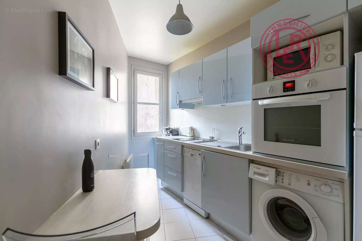 Appartement à PARIS-3E