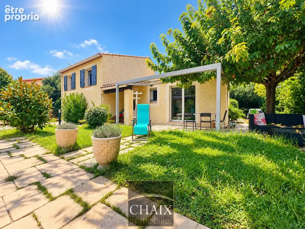 13400 AUBAGNE - Villa familiale type 6 de 111m2 avec piscine jardin - photo 2