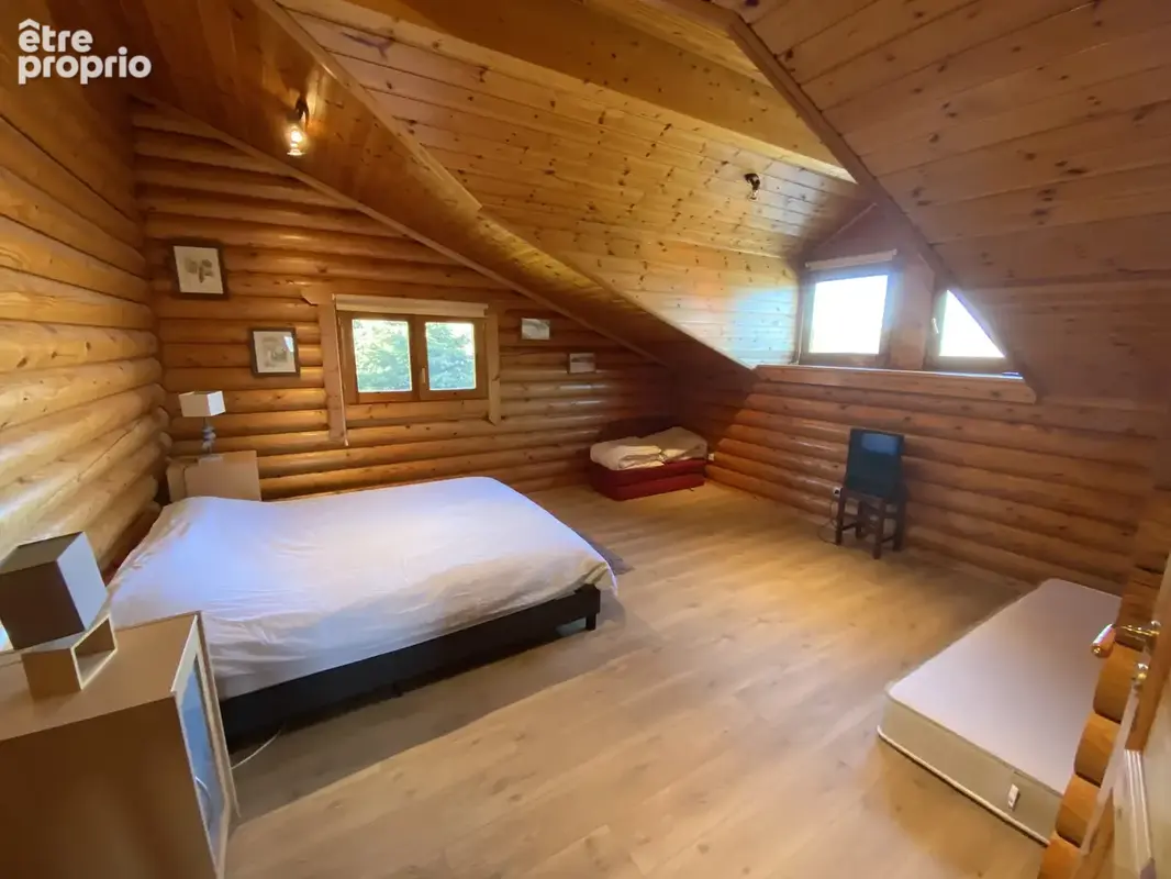 FONT-ROMEU - Vente magnifique chalet en rondins aux belles prestations - photo 24