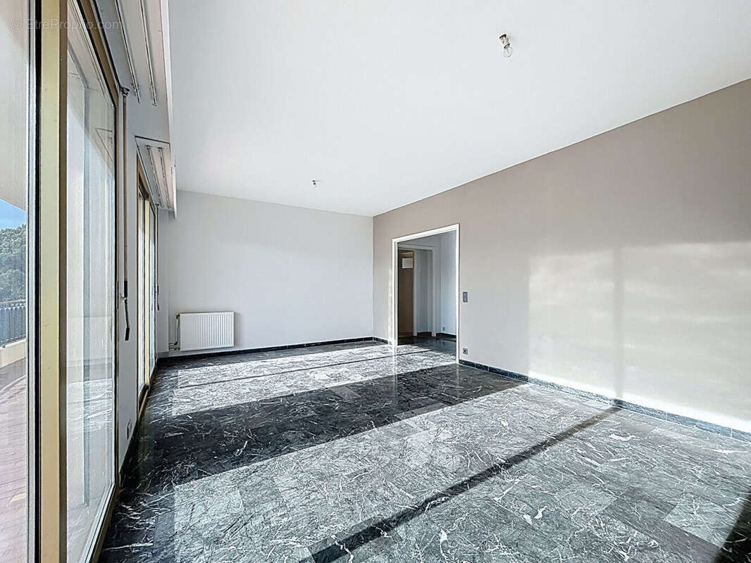 Appartement Cimiez 4 pièces 105 m2 avec une grande terrasse - photo 3