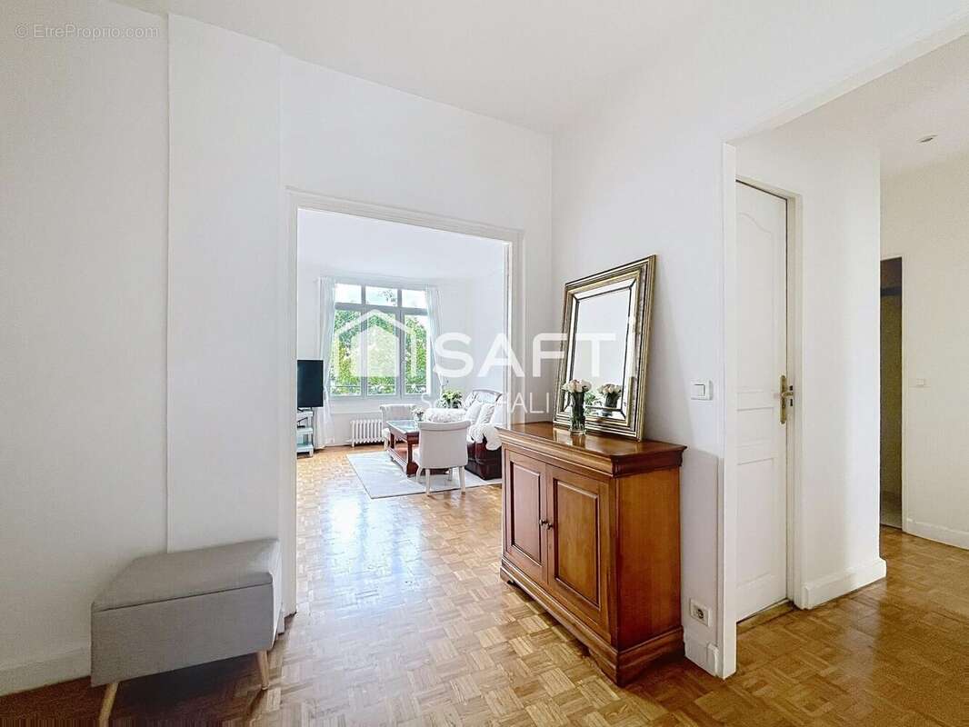 Photo 3 - Appartement à NEUILLY-SUR-SEINE