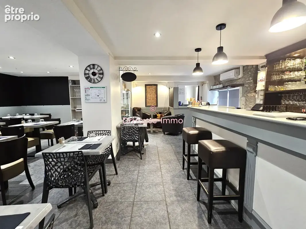 Commerce 165 m² à vendre à Saint-Savin (86310) - photo 20