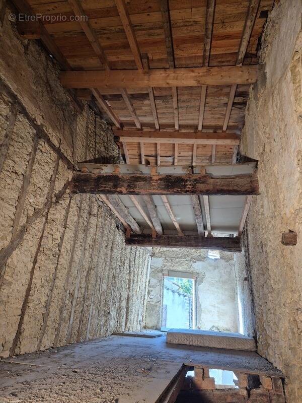 Commerce à CASTELNAUDARY