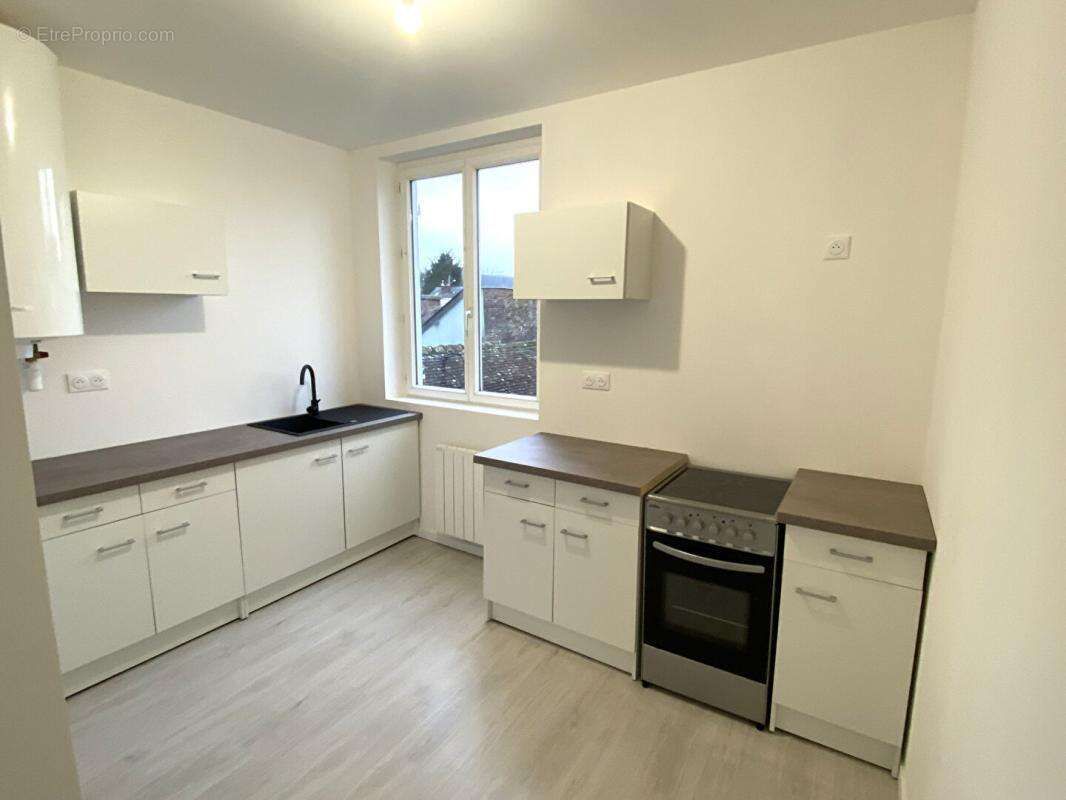Immeuble 3 appartements en centre ville de gournay en bray - photo 3
