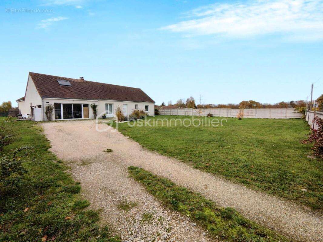 Grande maison familiale de 193 m² – 5 chambres – Terrain de 2 488 m² sans vis-à-vis - photo 16