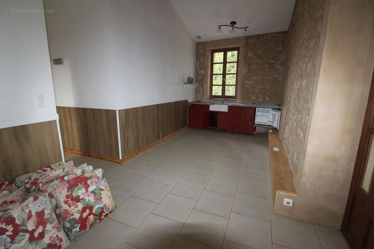 Maison à PIEUSSE