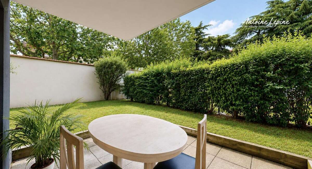 Appartement à SAINT-FONS